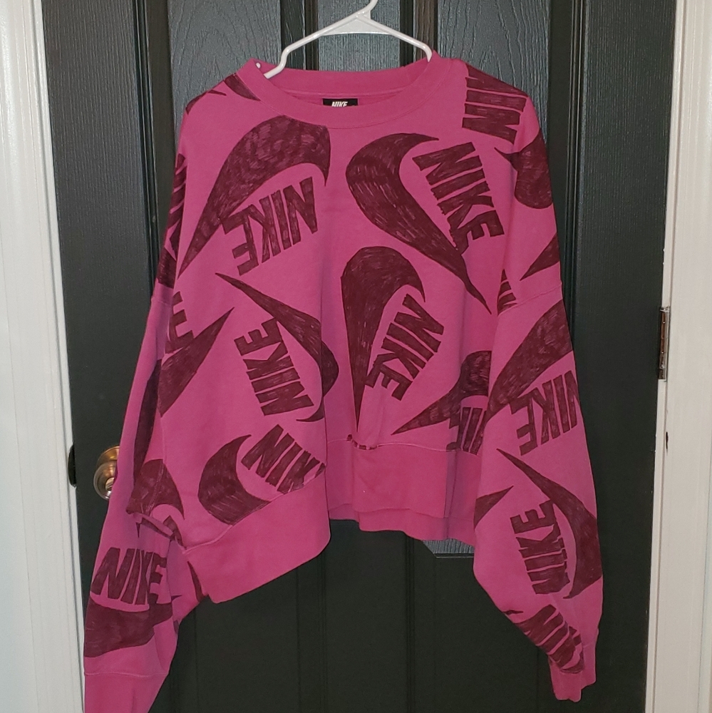 Nike crew neck crop top